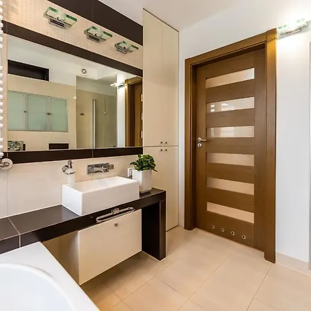 Chilliapartamenty- Zielone Tarasy- Aleksander Apartament Kołobrzeg